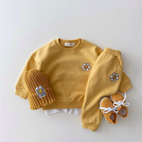 Girls Embroidered Flower Sweatsuit